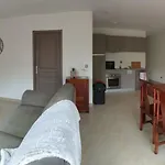 Pasino アパートホテル